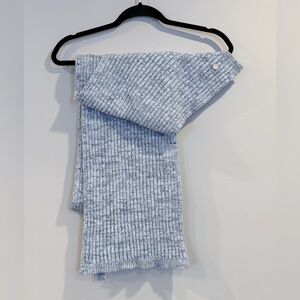 🔥Birkenstock Cozy Ribbed Knit Scarf in Shimmer Light Gray Like New🔥